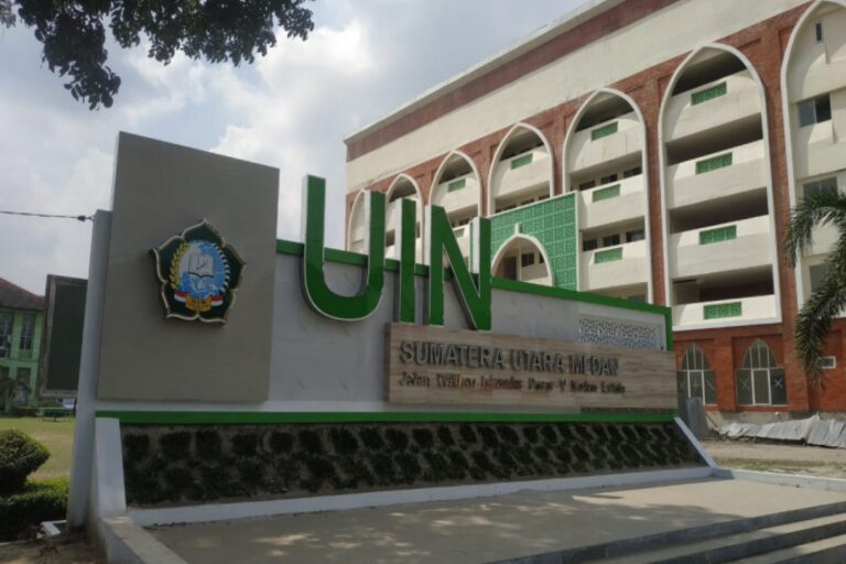 Ujian Munaqosah Skripsi 1 Maret 2021 | Program Studi Sistem Informasi Luluskan 3 Mahasiswa