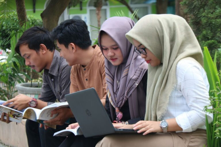 Registrasi Uang Kuliah Tunggal (UKT) dan Daftar Ulang Calon Mahasiswa Baru SNMPTN dan SPAN-PTKIN