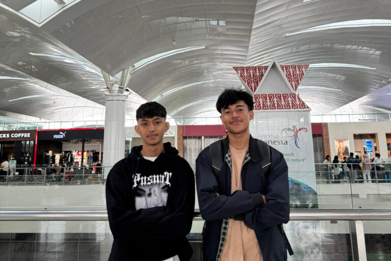 Selamat Bertanding Mahasiswa SI di Kejuaraan Bulutangkis Sunan Gunung Djati Super Championship